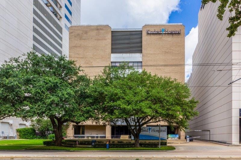 Houston Medical Center - Exterior 2 - ARU